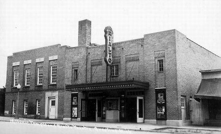 Rialto Theatre - Old Shot